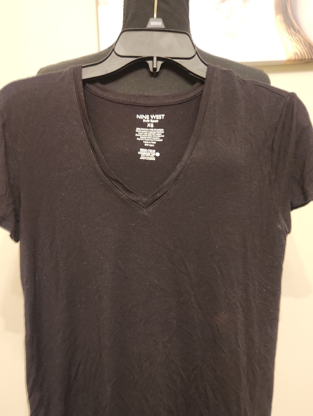 Nine West Black V-Neck Short Sleeve Tee